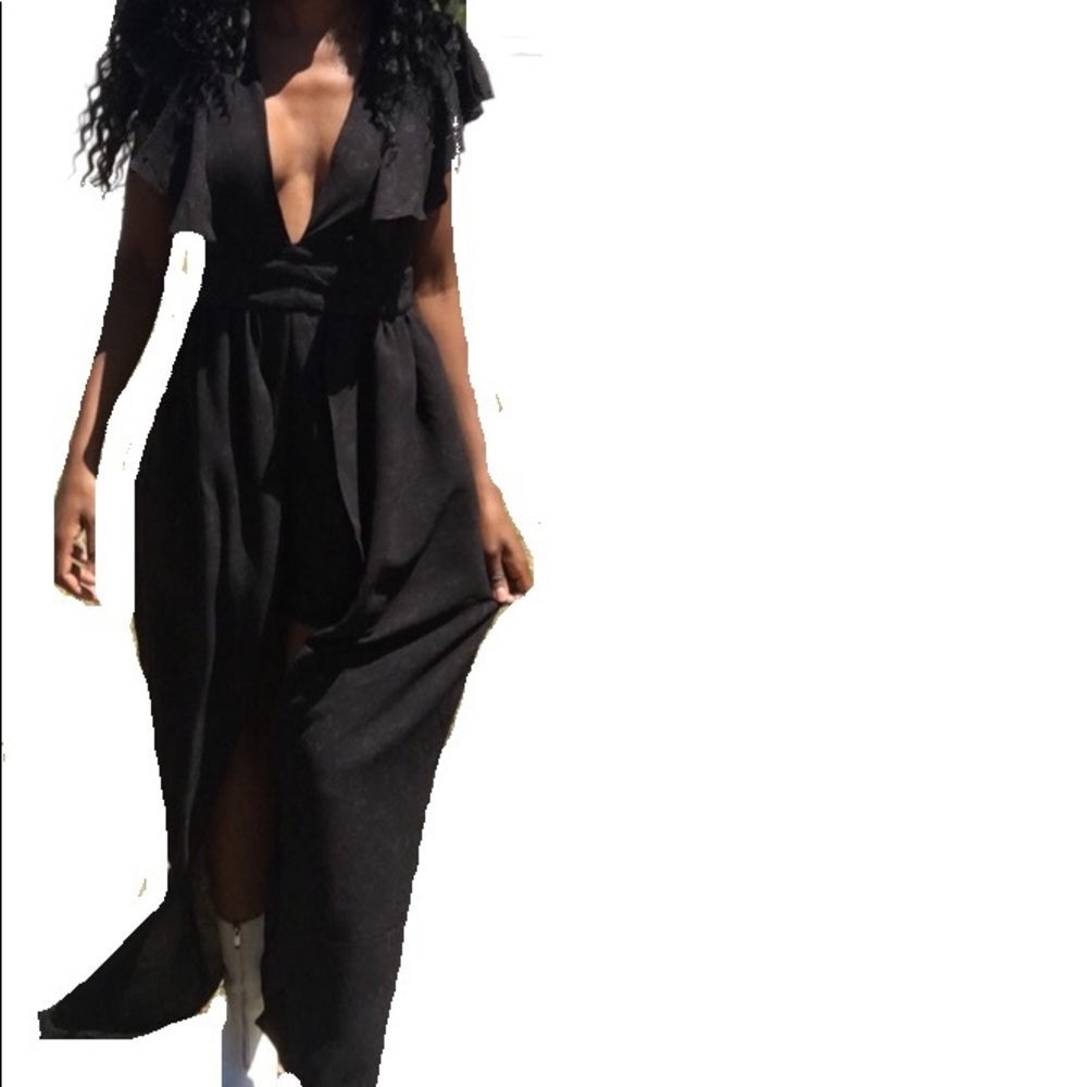 New/NWT Floral Socialite Black Romper Dress Medium